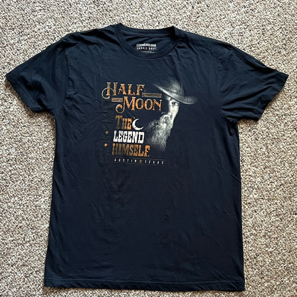 WALKING DEAD Supply Drop Collectible Half Moon T...Beta, size L